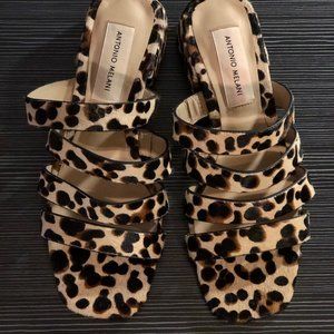 NWOT Leopard print calf fur sandals